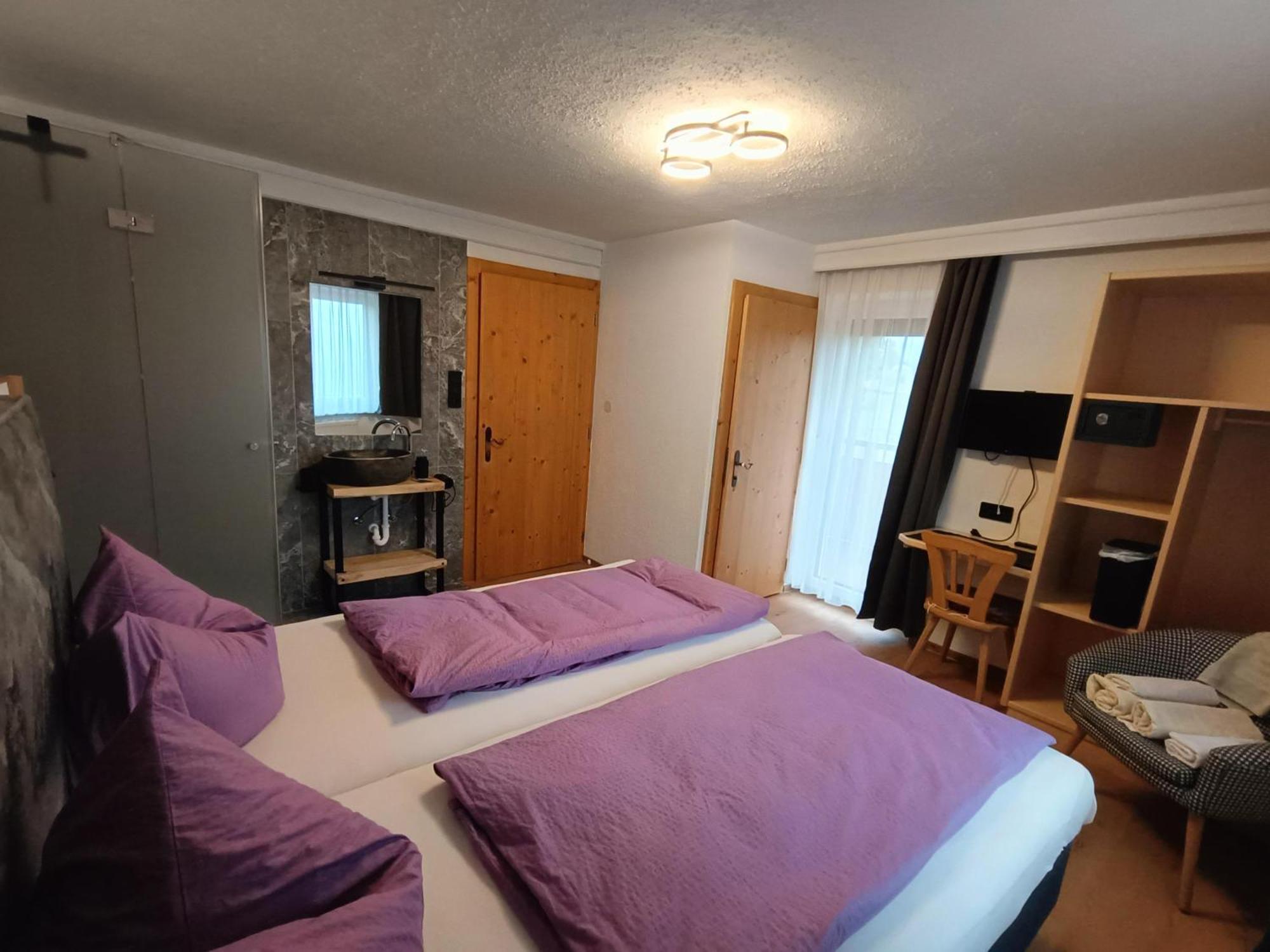 マウラッハ Landhaus Mayr Bed & Breakfast エクステリア 写真